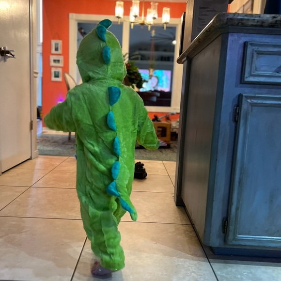 Green Dinosaur Kids Costume - Picture 5 of 8